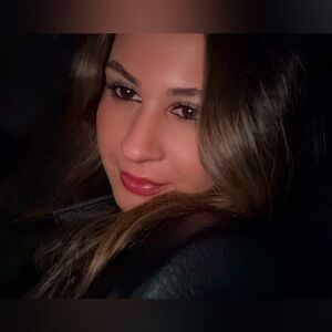 Meet your Posher, Liz